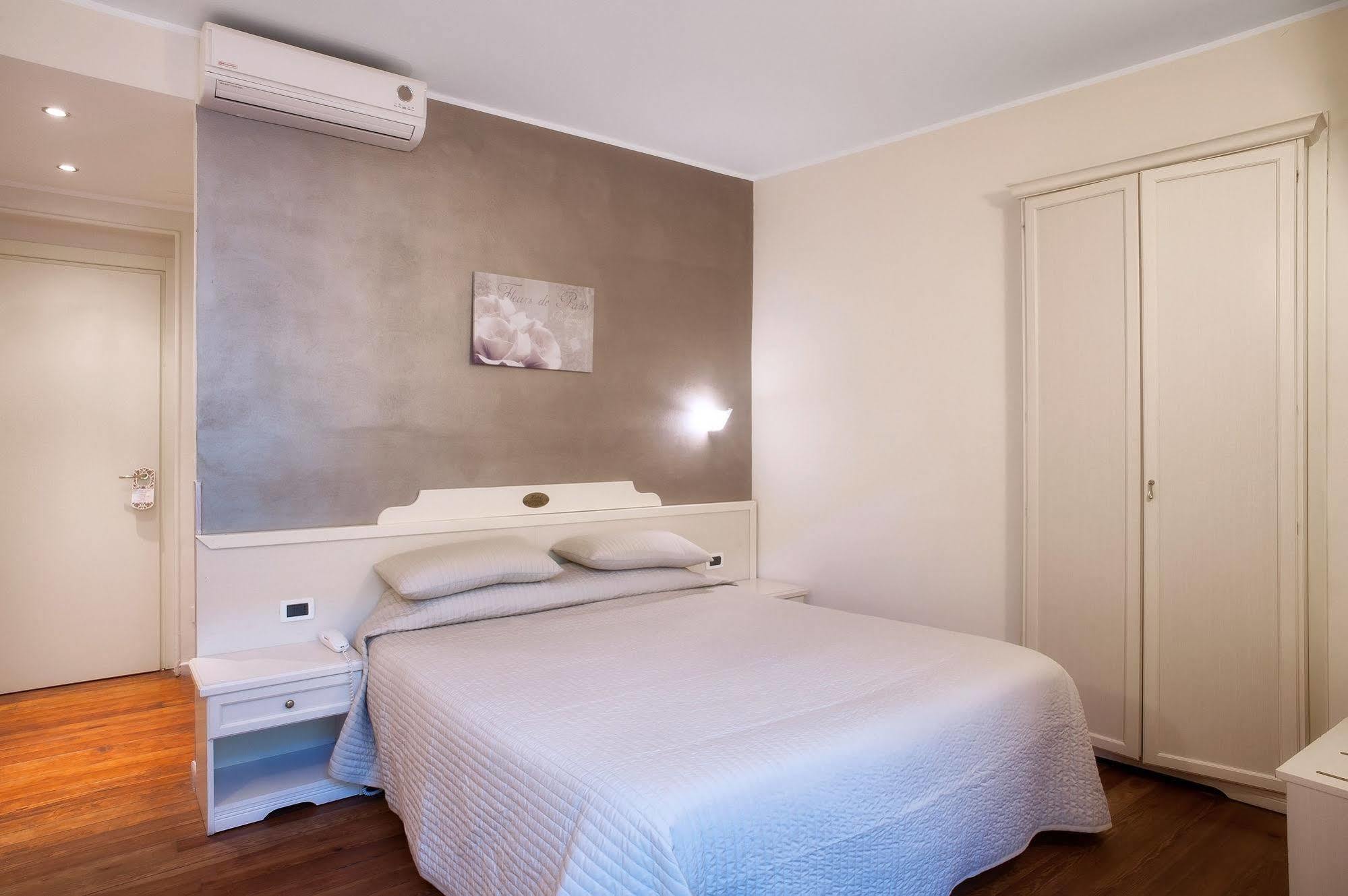 Hotel Cortese Sanremo Dış mekan fotoğraf